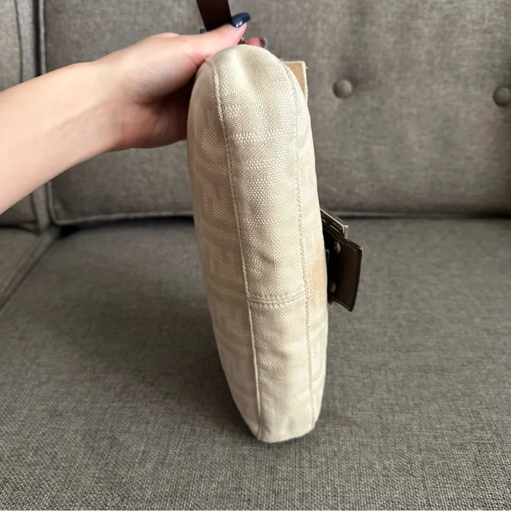 Vintage Fendi FF Zucca Baguette